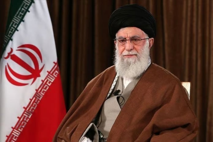 Hamaney Trump'a meydan okudu: İran teslim olmayacak