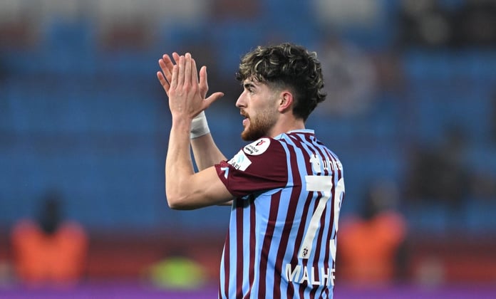 Trabzonspor'da savunmacı golcü