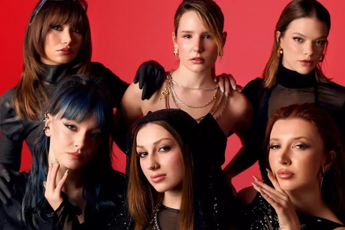 Manifest'e "hayasızca hareketlerde bulunma" suçundan hapis cezası 