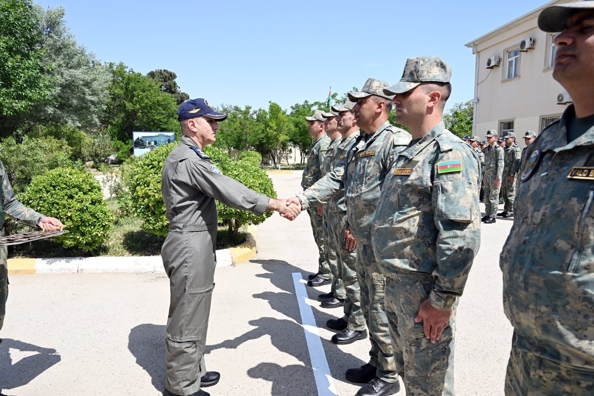 Azerbaycanlı askerler