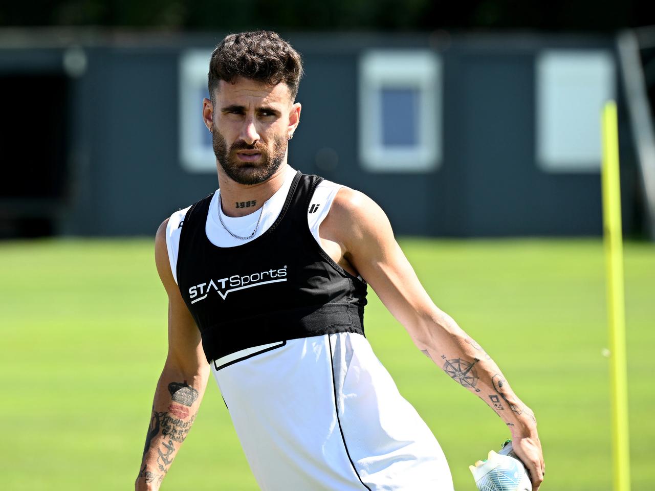 Beşiktaş'ta Rafa krizi büyüyor: MR temiz çıktı 