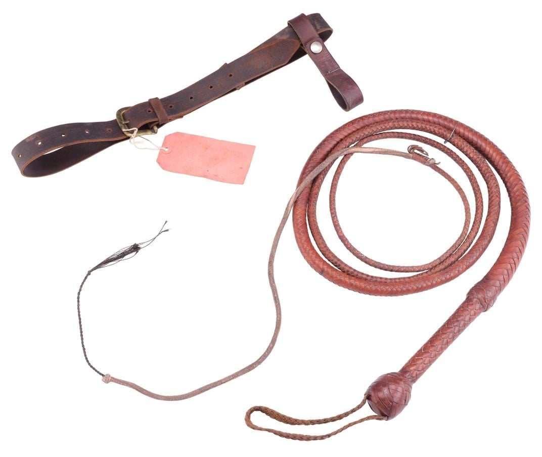 Harrison Ford'un kullandığı Indiana Jones kırbacı ve kemeri