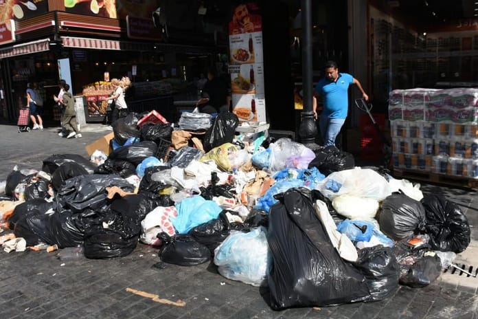 İzmir'de çöp krizi: Belediye Başkanı Cemil Tugay, CHP'li Gökhan Zeybek'i yalanladı