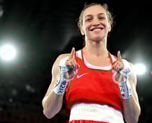 Türk kadın boksörler İngiltere'de rakiplerine göz açtırmadı: Dünya Boks Şampiyonası'nda üç madalya garanti