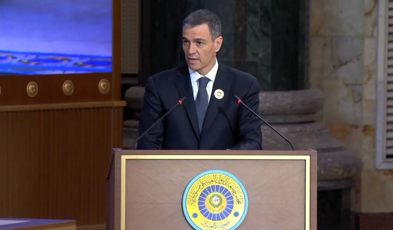 İspanya Başbakanı Pedro Sanchez Arap Birliği Zirvesinde konuştu. 