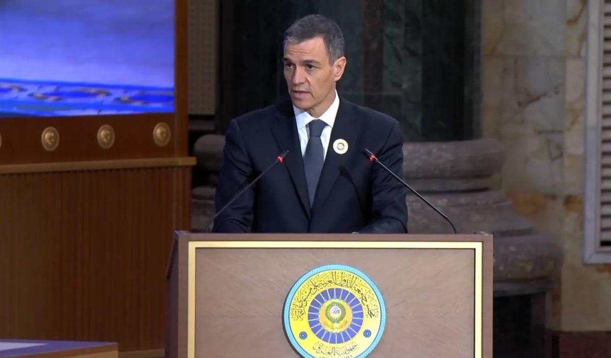 İspanya Başbakanı Pedro Sanchez Arap Birliği Zirvesinde konuştu. 
