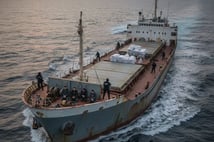 Okyanusta uyuşturucu gemisi: 4 Türk mürettebat yakalandı 