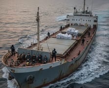 Okyanusta uyuşturucu gemisi: 4 Türk mürettebat yakalandı 