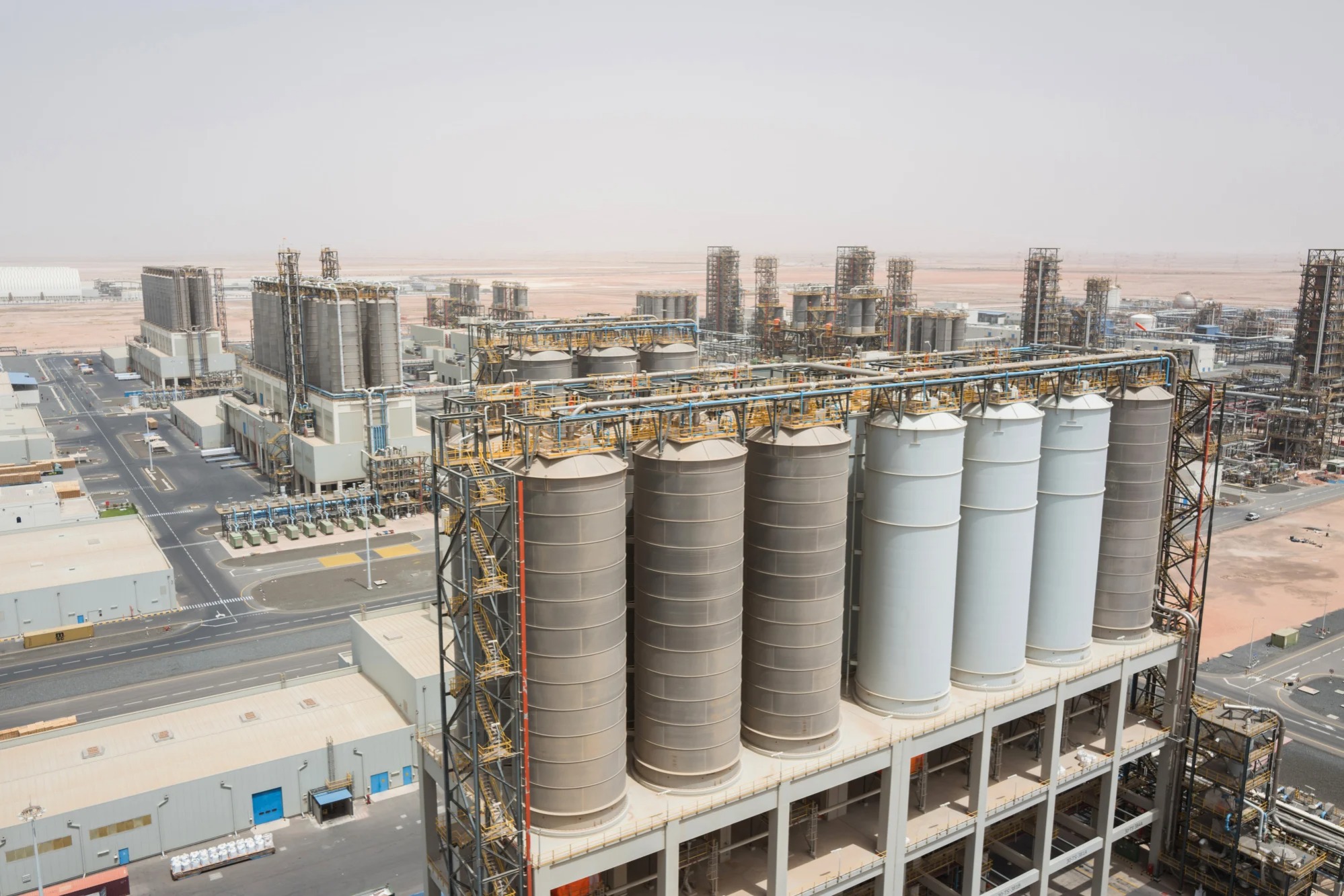 UAE Offers to Deploy Dark-Transit Tactics for Iraqi Crude