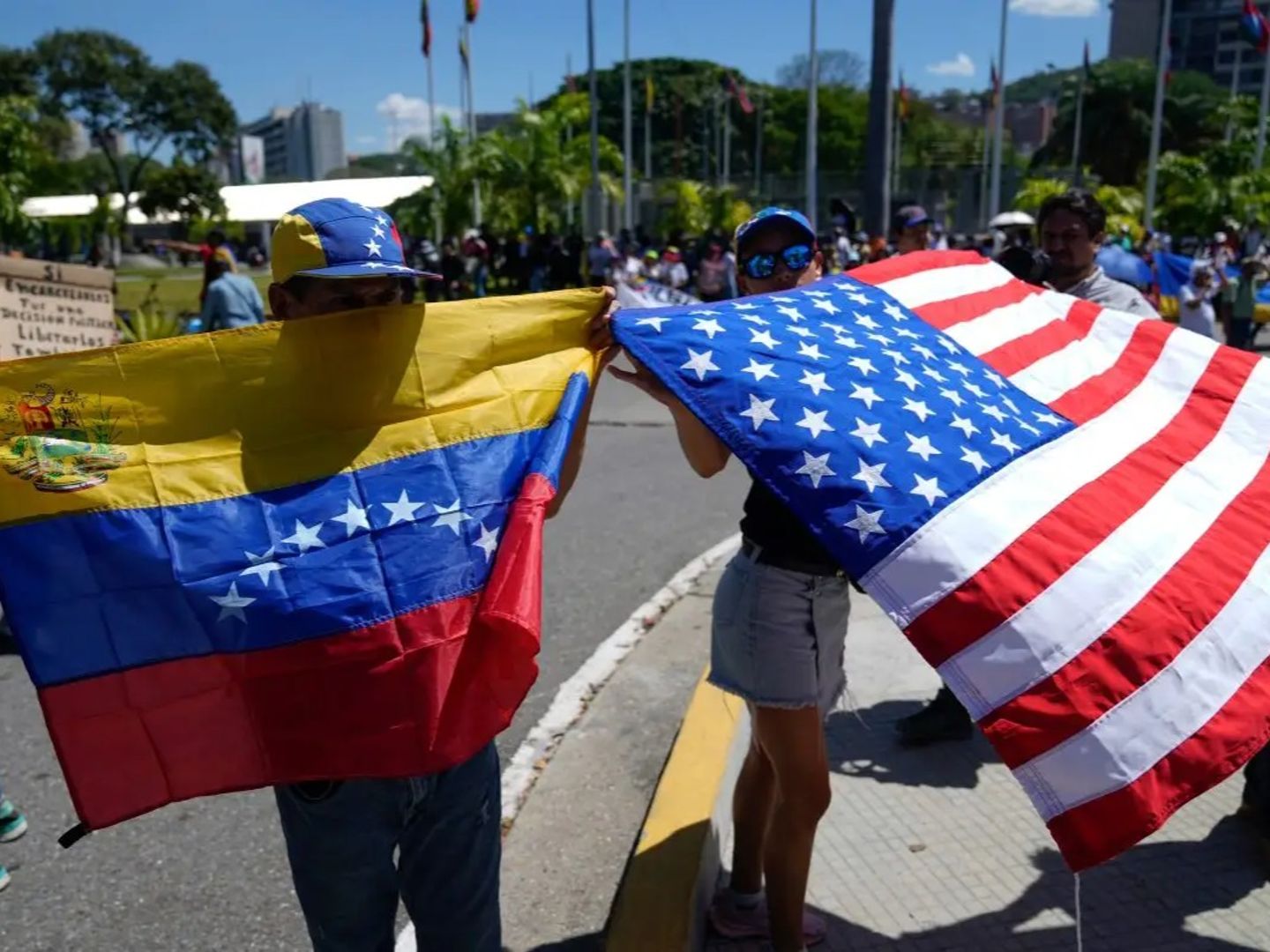 ABD ile Venezuela arasındaki diplomatik ilişkiler yeniden başlıyor