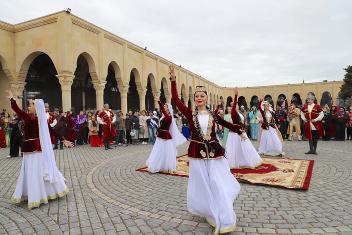 Su, ateş, rüzgar ve toprak çarşambaları