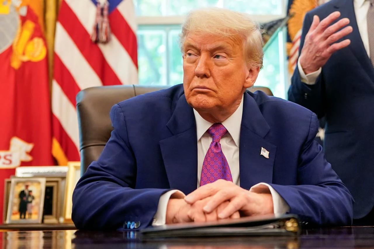 Epstein davasında Trump'ın canını sıkacak belgeler: "Onu indirebilecek tek kişi benim"
