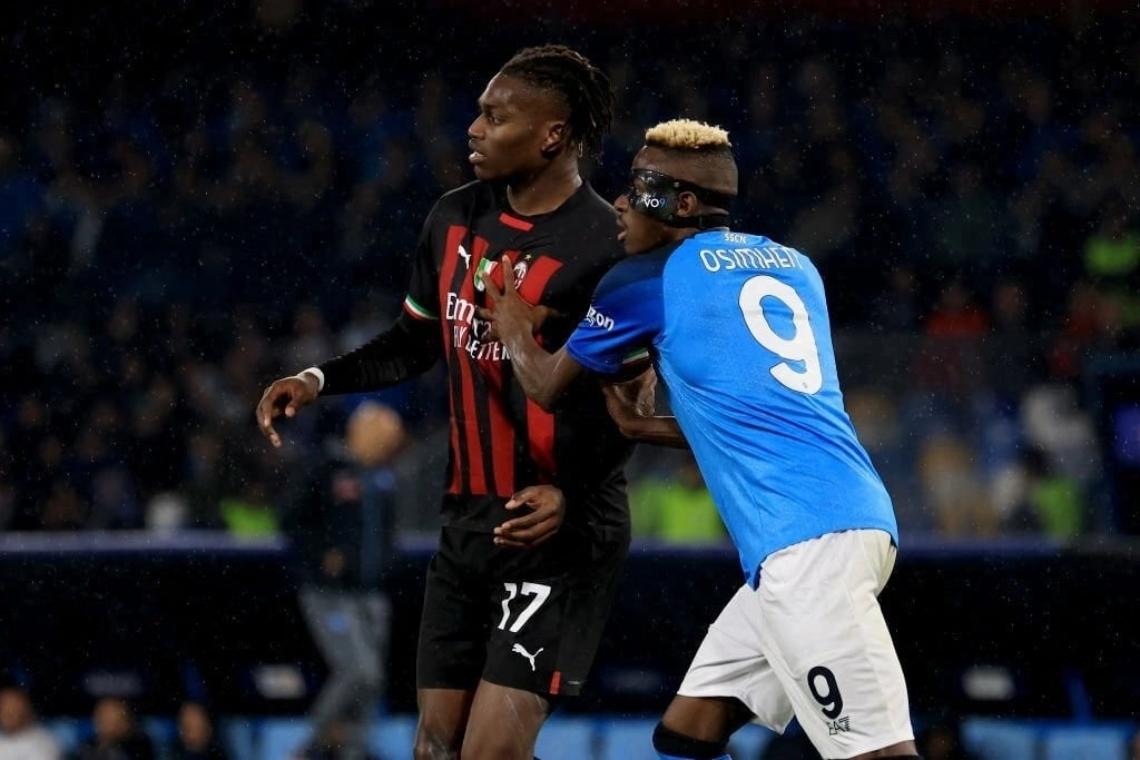 Victor Osimhen Rafael Leao için bizzat harekete geçti