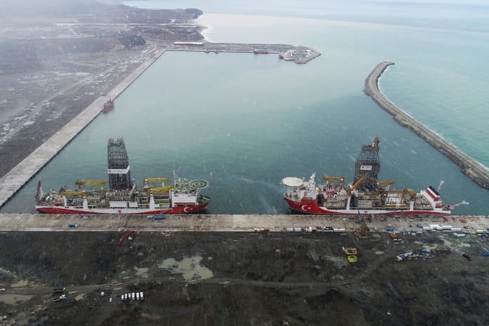 Filyos Limanı'na demir yolu açıklaması: İhalesi tamamlandı sözleşme aşamasında