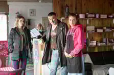 Arka Sokaklar son bölüm full izle | Kanal D ile Arka Sokaklar 730. bölüm izle | Mesut'la Selin arasında sert rüzgarlar esiyor