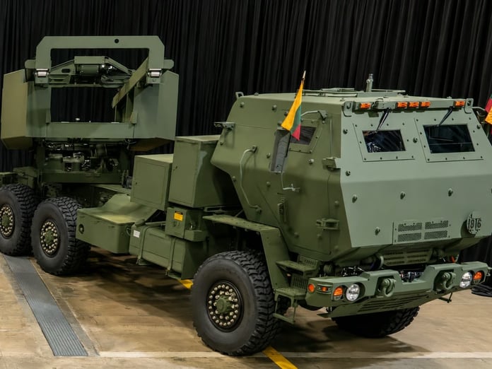 Litvanya’nın ilk HIMARS sistemleri üretim hattından çıktı