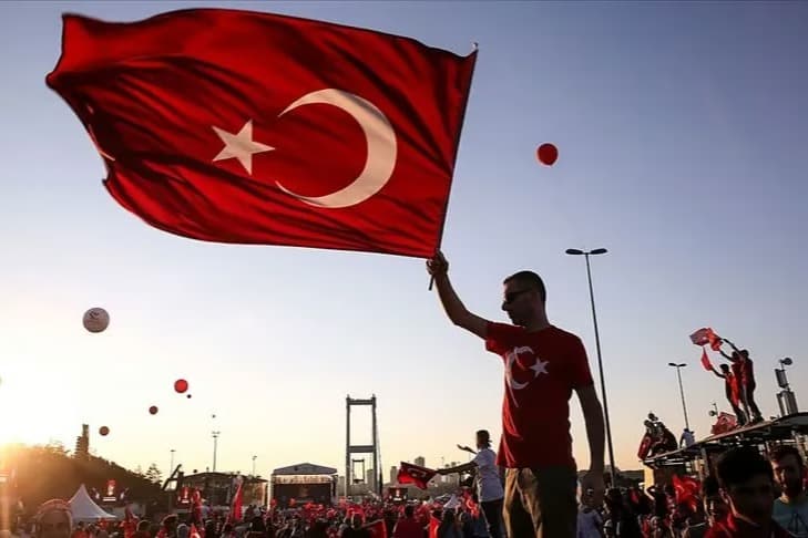 Şanlı 15 Temmuz Direnişi'ne 10 yıl sonra bakmak