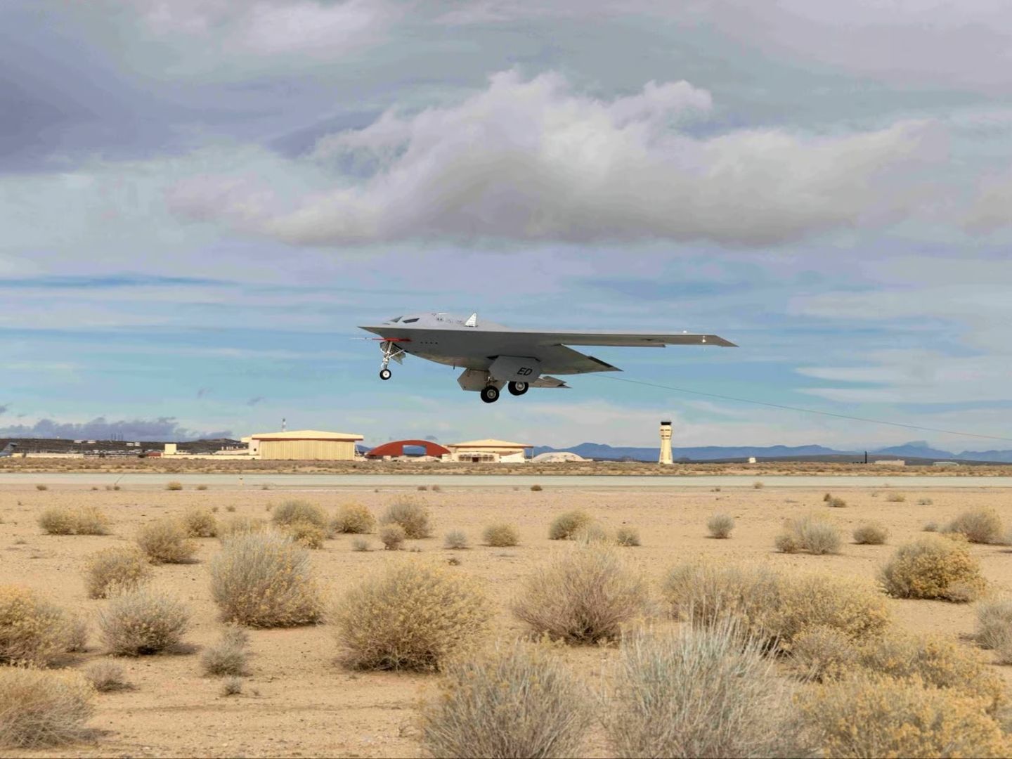 ABD, B-21 Raider'ın test sürecini hızlandırıyor: Operasyonel pilot ilk kez programın erken aşamasında kokpite geçti