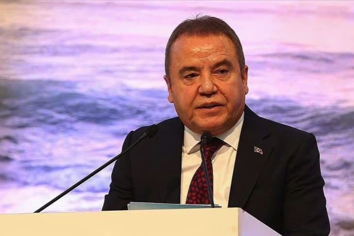 Muhittin Böcek’in ailesiyle ilgili paylaştığı detay binlerce yorum aldı: Cezaevinden bayram mesajı!