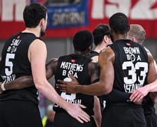 Atina'da çirkin provokasyona sahada cevap: Beşiktaş'tan 40 sayı farklı galibiyet