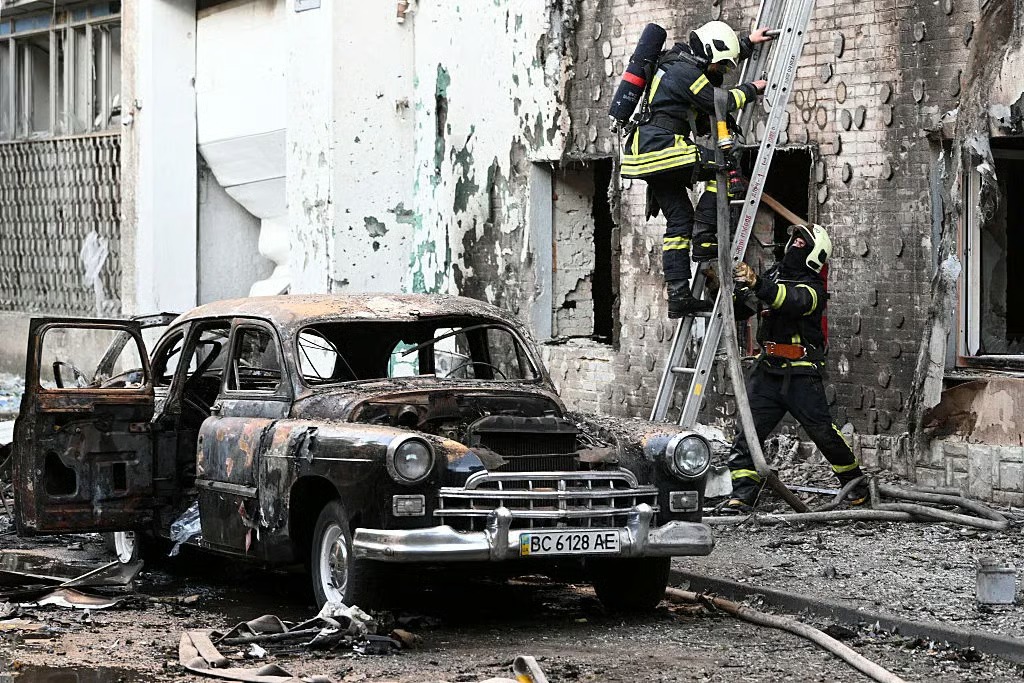 Russian Strike Hits Western Ukraine Near Romania Border