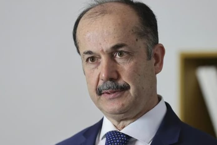 Yunus Emre Enstitüsü’nün eski başkanı Şeref Ateş gözaltına alındı