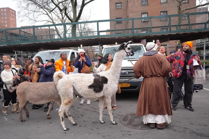Epifani’nin Kalbi: Doğu Harlem Sokakları