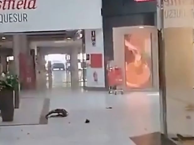 Madrid’de film gibi soygun: 3 dakikada 300 bin Euro’luk mücevher çaldılar