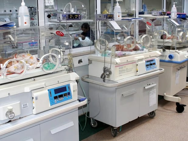 Sancaktepe'de erken doğum skandalı: Mağdurlar hak arıyor