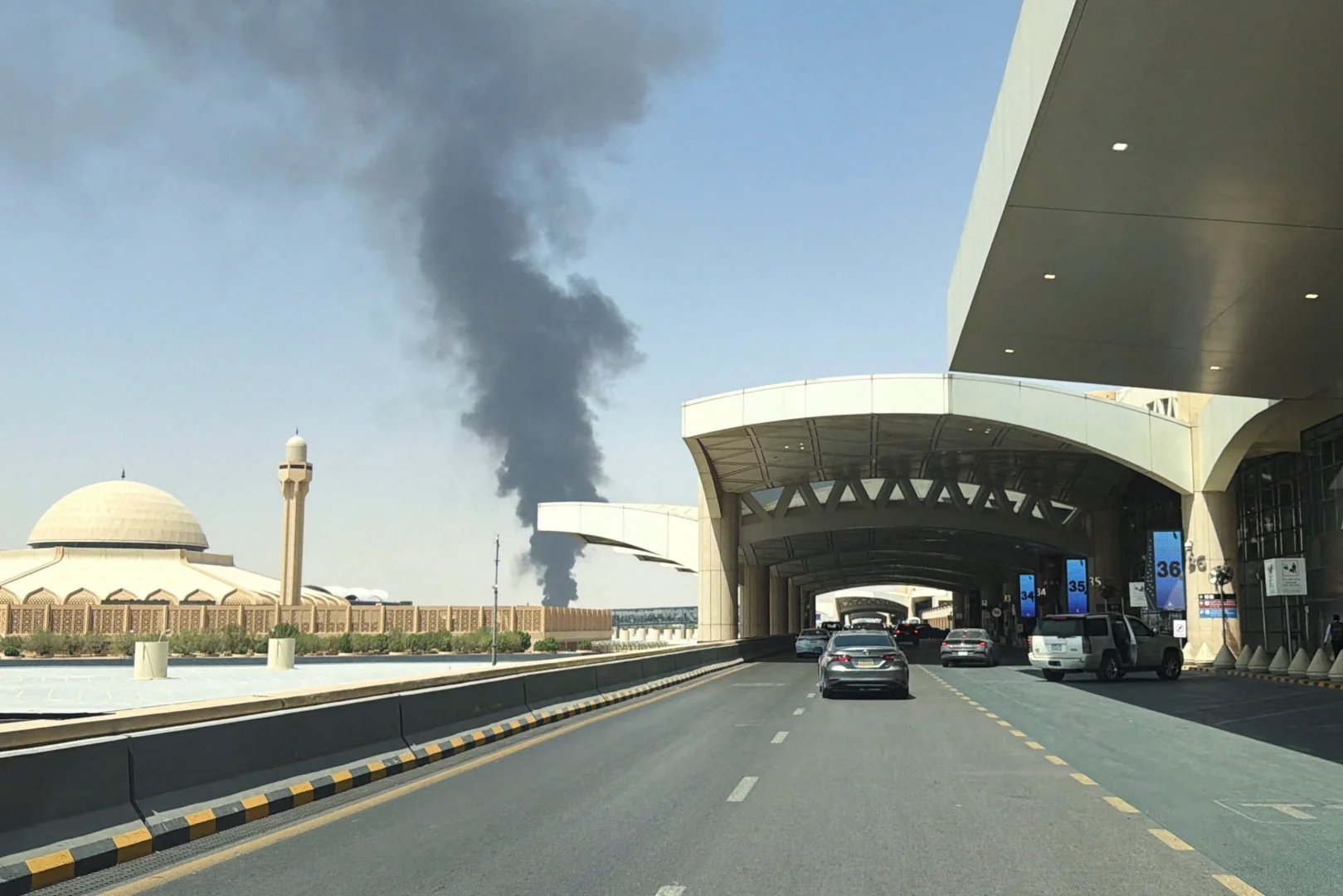Riyadh Airport Evacuated After Suspected Houthi Strike