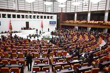 TBMM'de gizemli salgın: 100'ü aşkın vekil ve personel hastanelik oldu