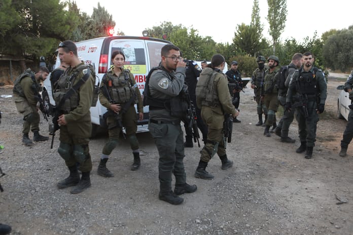 Yahudi işgalciler bu kez İsrail askerlerine saldırdı