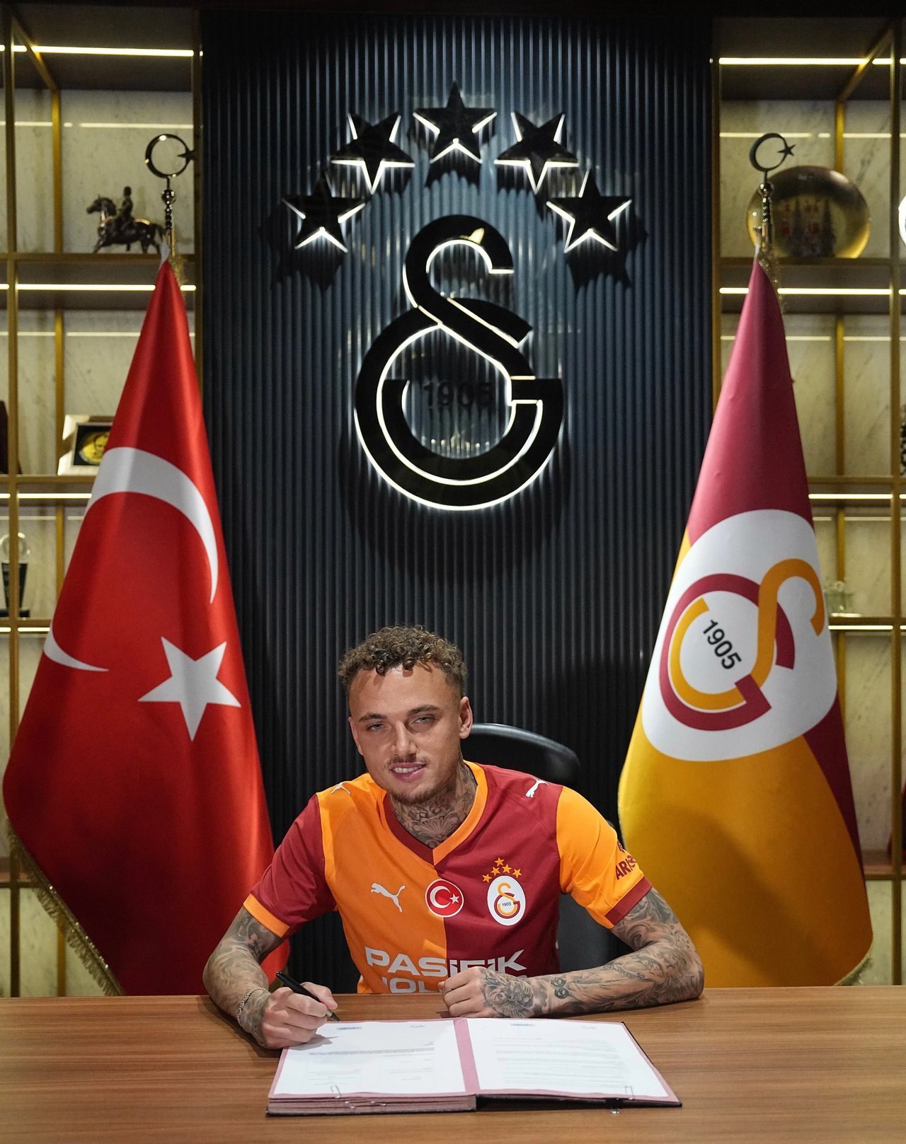 Aslan’ın sekizinci Hollandalısı