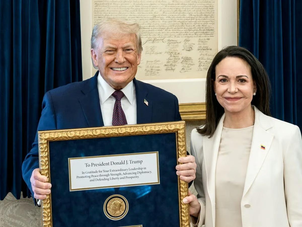 Machado Nobel ödülünü Trump'a verdi