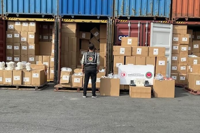 Gümrük muhafazadan 1 milyar TL'lik uyuşturucu operasyonu