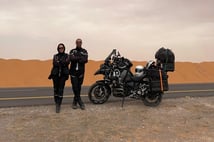 Mehir olarak verilen umre sözü için motosikletle yola çıktılar