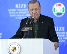 Cumhurbaşkanı Erdoğan Rize'de konuştu: Tekrar soykırım ortamına dönülmesinin 
bedeli çok ağır olacaktır