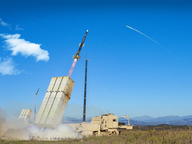 SİPER 1 Füzesi otonom batarya atışında hedefi tam isabetle vurdu