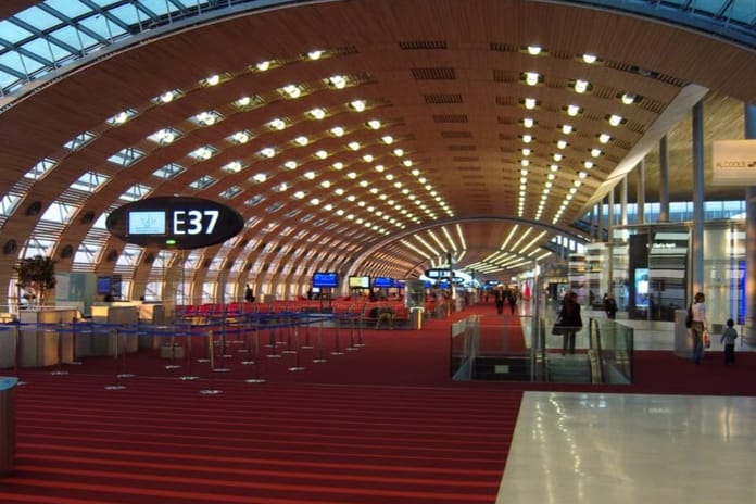 Fransa'da Filistin'i destekleyen havalimanı çalışanına ceza