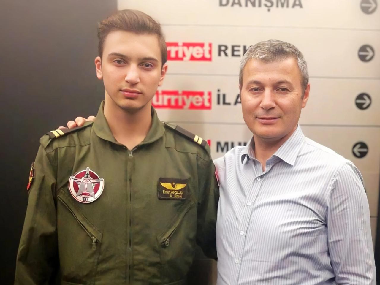Yangında şehit olan Arslan depremde de yardıma koşmuş