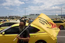 Atina'da taksicilerin grevi hayatı felç etti