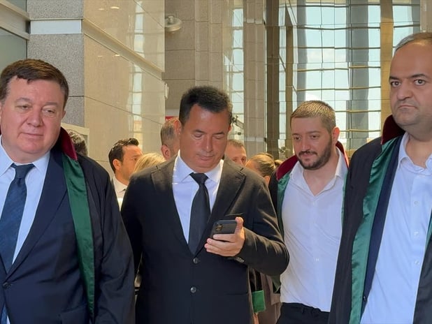 Acun Ilıcalı yasa dışı bahis reklamı davasında hakim karşısında