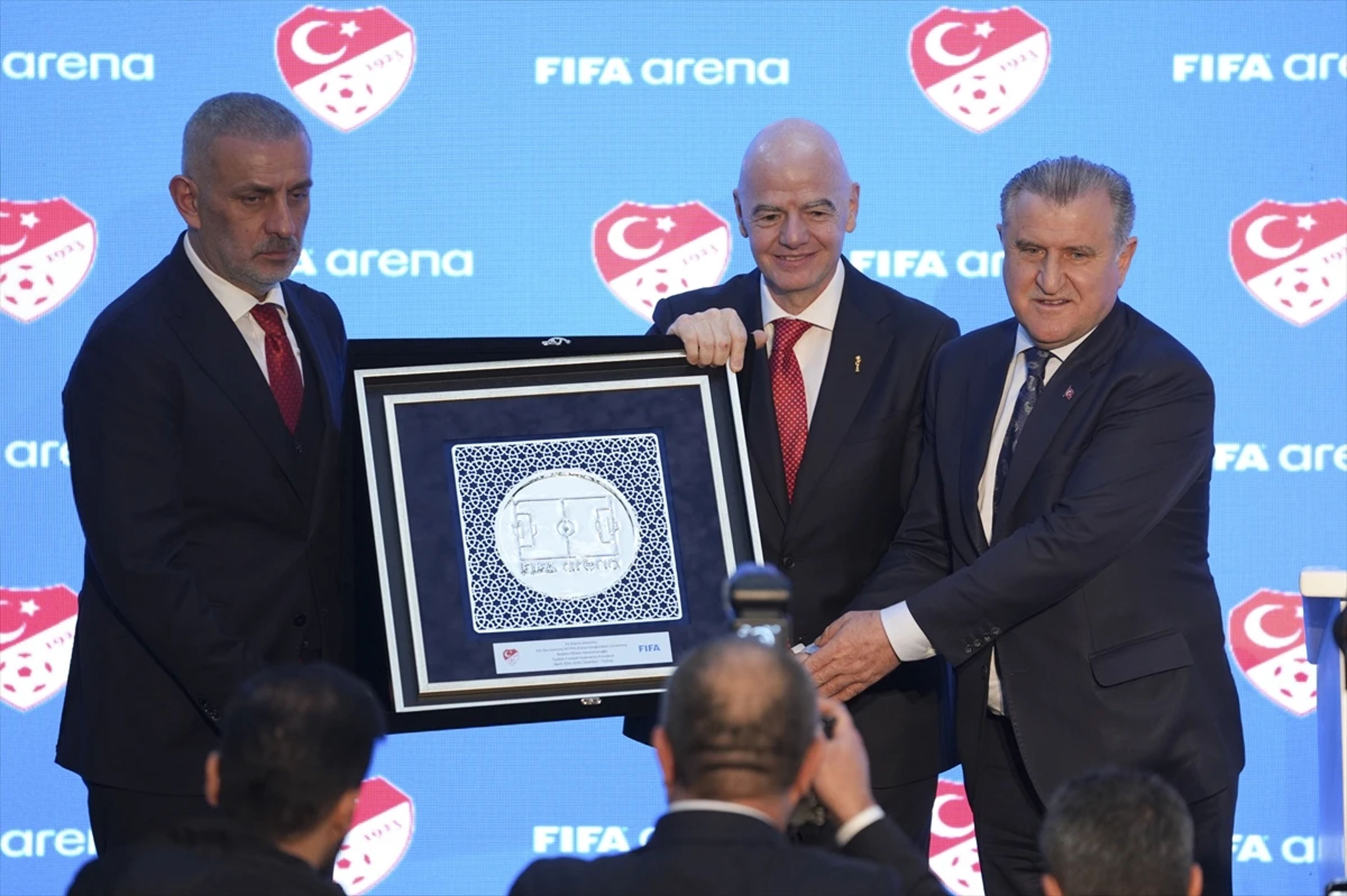 "Yarının yıldızları için"