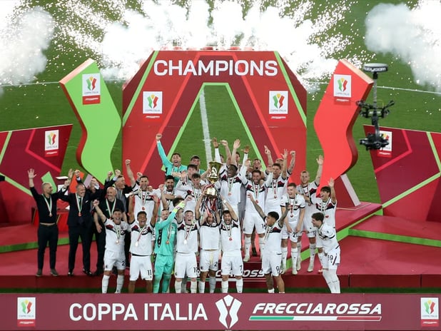 Yarım asırlık bekleyiş sona erdi: Bologna, Milan'ı yenerek İtalya Kupası'nın sahibi oldu.