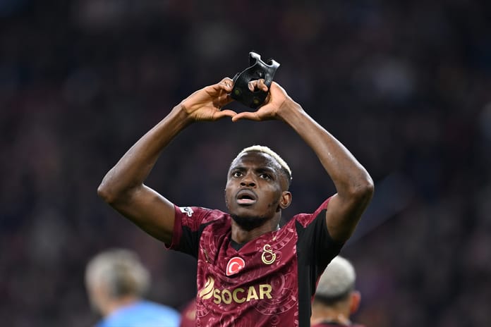 Osimhen tarihe geçti