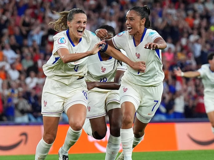 Fransa ve İngiltere'den gol yağmuru: Kadınlar EURO 2025'te çeyrek final eşleşmeleri netleşti