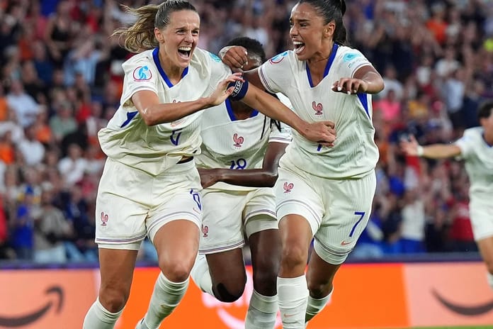 Fransa ve İngiltere'den gol yağmuru: Kadınlar EURO 2025'te çeyrek final eşleşmeleri netleşti