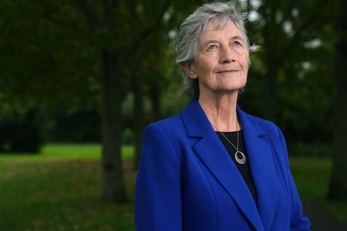 İrlanda'da seçimleri sol görüşlü aday Catherine Connolly ezici farkla kazandı