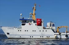 Türk araştırma gemisi Piri Reis Yunanistan'ın takibinde
