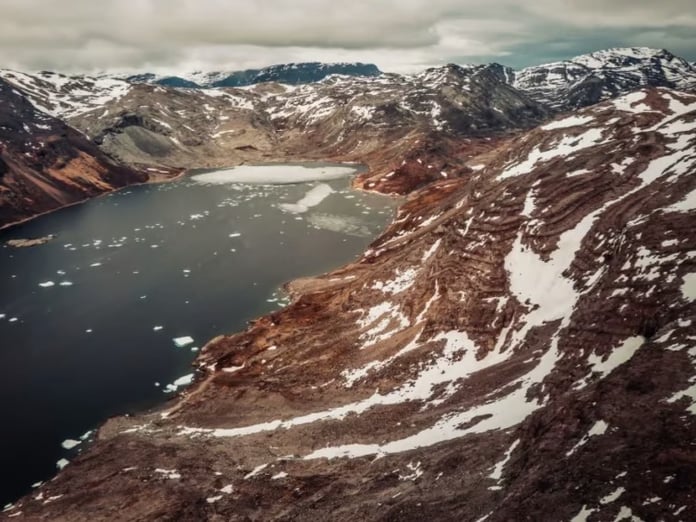 Yapay zeka savaşı Grönland’a sıçradı: Kritik mineraller için yeni cephe açılıyor